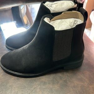 *FINAL* EVANS EXTRA WIDE AMBER ANKLE BOOTS: BLACK: NEW WITH TAGS: SIZE UK 4